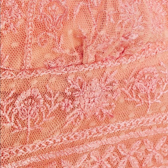 New FREE PEOPLE Elsie Embroidered Plunge Bralette - Picture 4 of 15